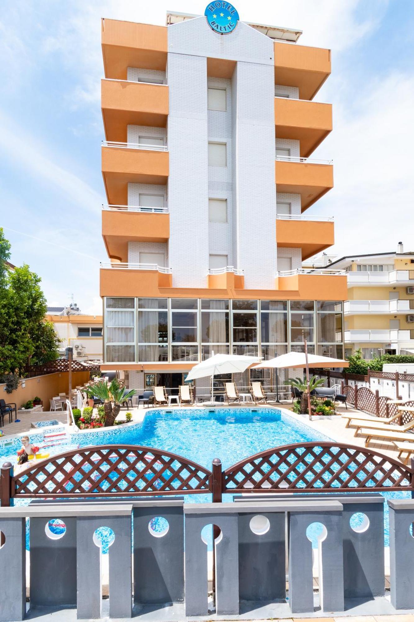 Hotel Baltic Alba Adriatica Exterior photo